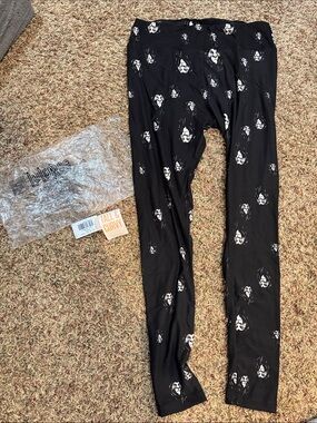 Disney LuLaRoe- Lion King (Scar) Leggings- tall and curvy